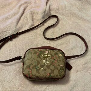 NWOT coach Jamie mini camera bag. Never used